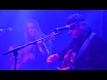 Alivan Blu, das Folk-Duo aus Australien in Wien (Österreich). Mehr auf SCHNAPPEN.AT