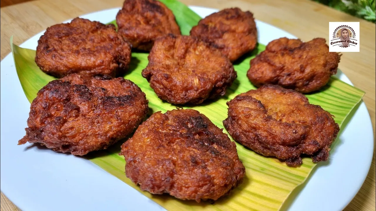 Godok Godok Pisang Kelapa Khas Medan, Bentuknya Biasa, Rasa Luar Biasa. Godok Godok Pisang Kelapa Khas Medan, Bentuknya Biasa, Rasa Luar Biasa.