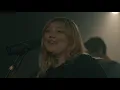 Elle King - Ex's & Oh's (Acoustic Performance)
