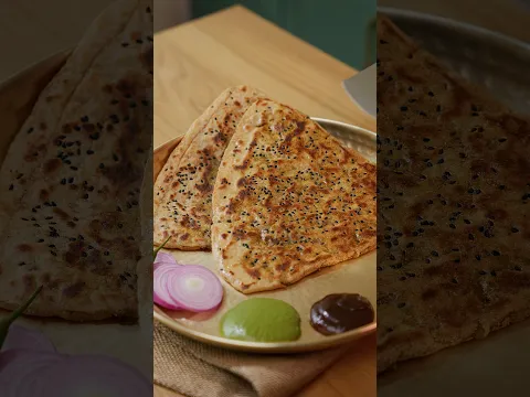 Rajasthani Pyaz Kachori Paratha 🧅✨