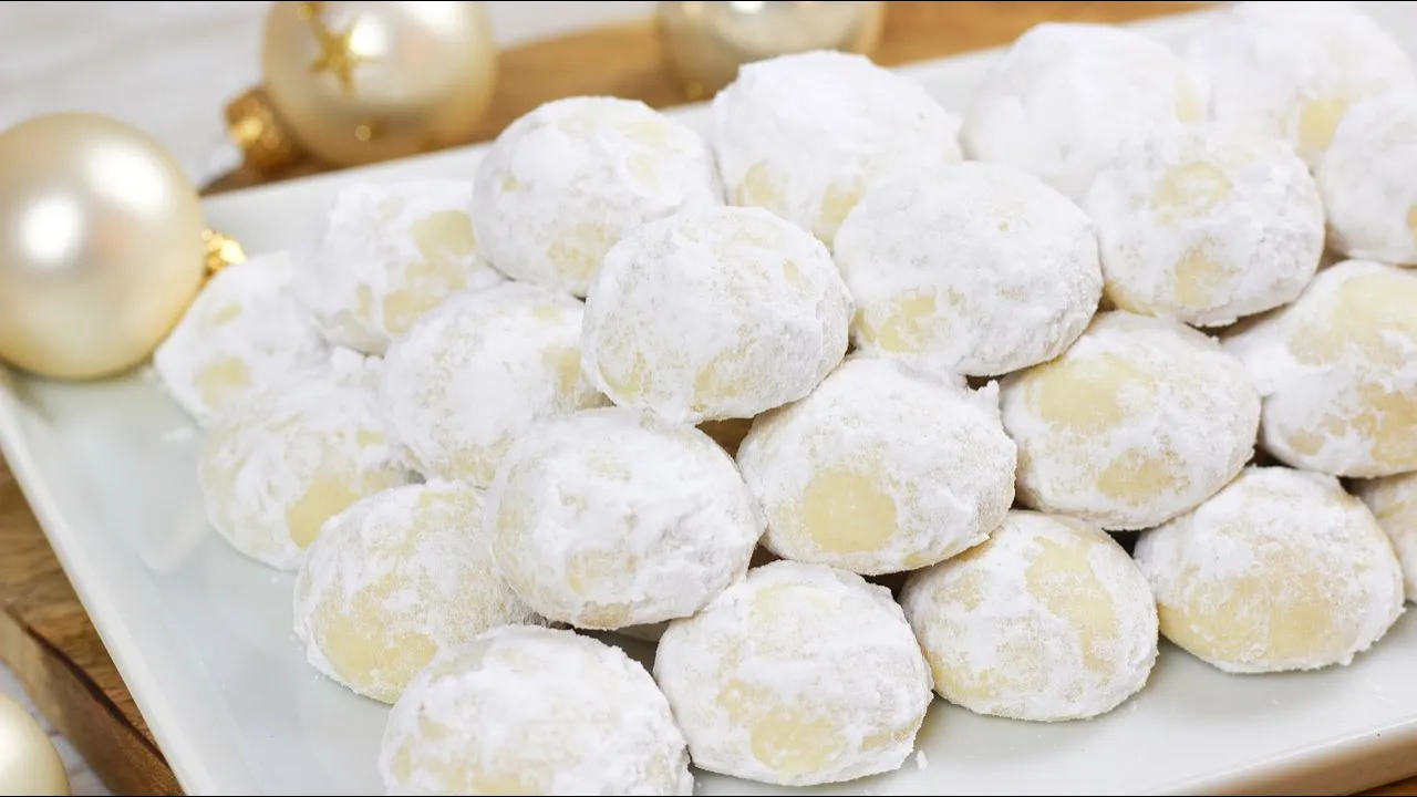 Plätzchen backen - Spitzbuben Gebäck - Plätzchenrezepte - Kekse backen Schönes Back-Geschenk für Wei. 