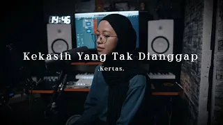 kekasih yang tak dianggap kertas cover 