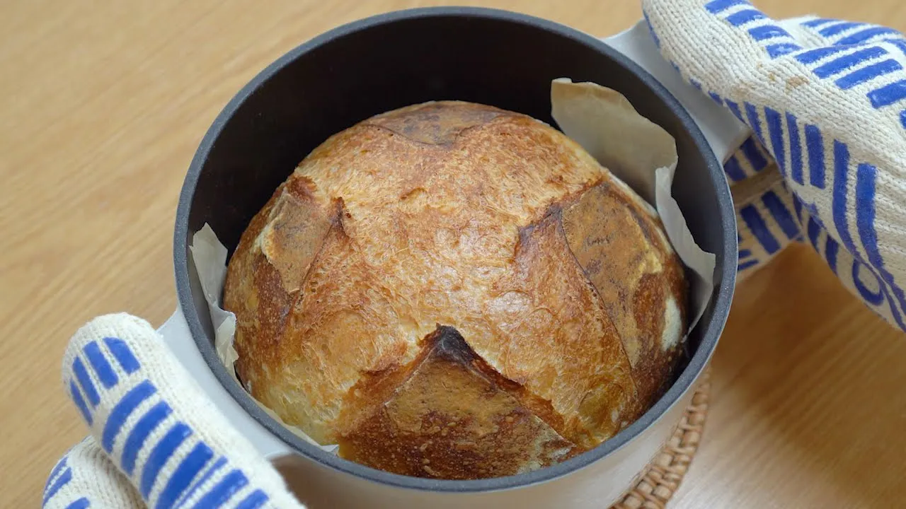 속편한 유럽 시골빵 (설탕x 우유x 버터x 쫄깃 폭신하고 기공이 살아있는 깜빠뉴 만들기 Campagne Recipe) Thumbnail