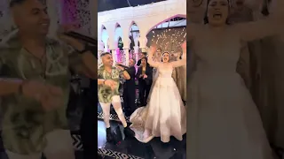 اللي حكالك عني وانت صدقتو جه وحكالي عنك وانا بردو صدقتو 