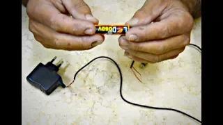 كيفية شحن حجر البطارية الفارغ من جديد بطريقة سهلة جدا 