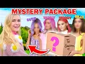 Download Lagu My BEST FRIENDS *SURPRISED* ME In REAL LIFE With A MYSTERY PACKAGE! (Roblox)