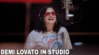 demi lovato in studio