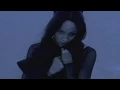 Download Lagu Madonna - Frozen (Victor Calderone Remix) [Dan-O-Rama Remix Video]