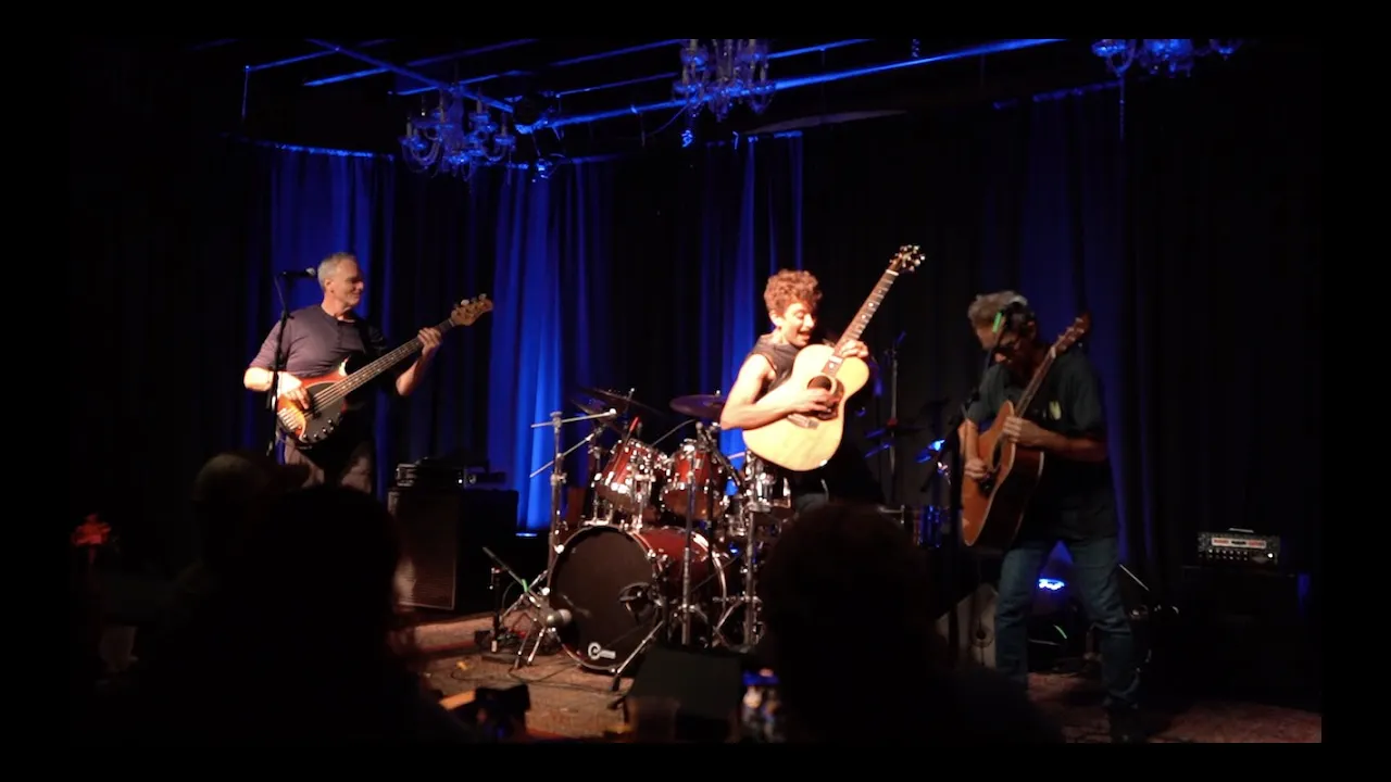 Acoustic Solos on Fire -  Christie Lenée with Tim Reynolds TR3