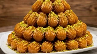يا الهي شيء لا يصدق ب ٣ ملاعق  سكر وبلا بيض انها مذهله لدرجة الادمان 