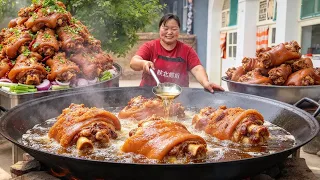 【陕北霞姐】8斤牛蹄,霞姐架火开烤!滋滋冒油,香气扑鼻,一家人围坐啃得停不下来!