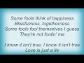 Download Lagu Rod Stewart - Love Hurts Lyrics