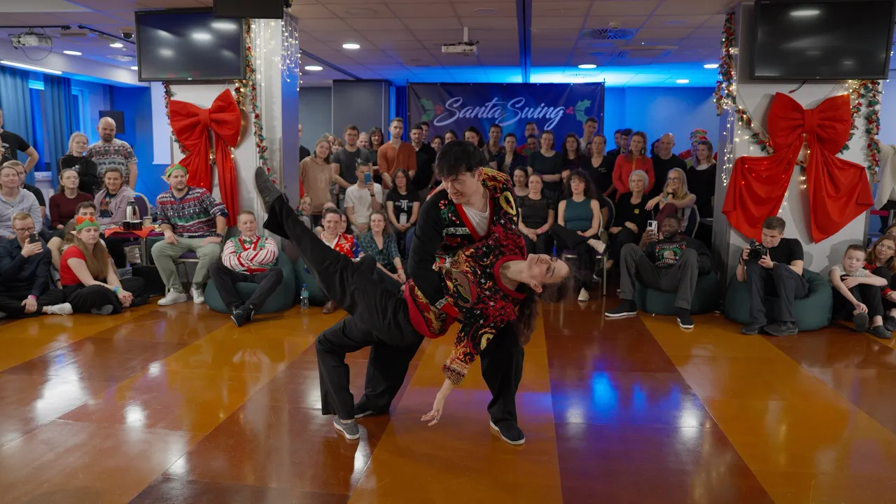 Wee Tze Yi & Bryn Anderson - Santa Tell Me / Invitational Jack & Jill / Santa Swing 2025