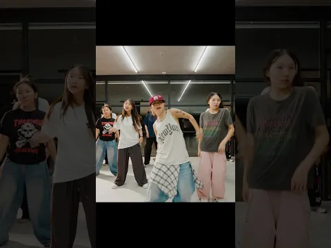REMI GIRLS HIPHOP BEGINNERS 🐝 Erykah Badu – Honey (Ruck P Remix)