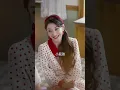 一睜眼穿成被拋棄的砲灰女配，為改變葬身狼腹的命運，她不再戀愛腦變得獨立清醒，怎料一心想離婚的軍官丈夫竟開始對她產生興趣，瘋狂倒追！#drama #霸總 #灰姑娘 #短劇