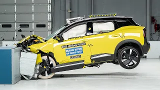 2025 Nissan Kicks updated moderate overlap IIHS crash test