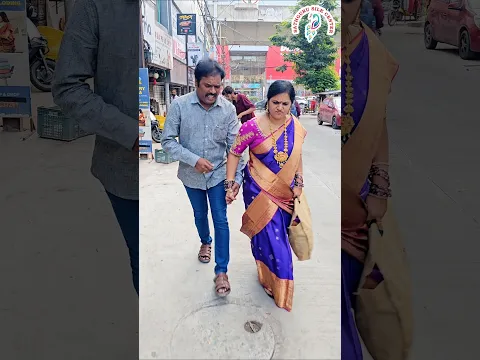 అంత హడావిడిగా Function లో నుంచి ...🤔 #oldpattusarees #shorts #reels #trending #old #telugu #memes