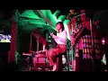 ทำไมต้องรักเธอ - คริส หอวัง x อุ๋ย Buddha Bless [Mayday Live]