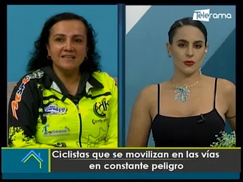 Ciclistas que se movilizan en las vías en constante peligro