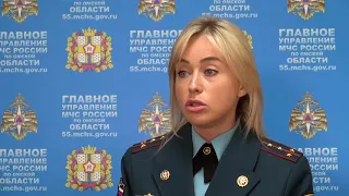Появились первые кадры пожара из посёлка Береговой
