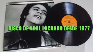 Deslacrando um Disco de vinil de 1977