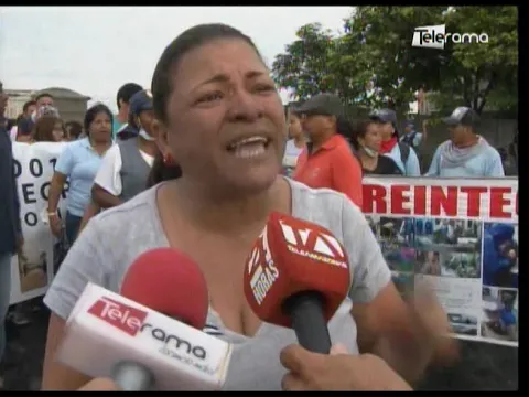 Ex trabajadores de salud protestaron exigiendo el reintegro laboral