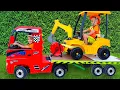 Download Lagu Niki ride on tow truck and play selling toy cars for kids
