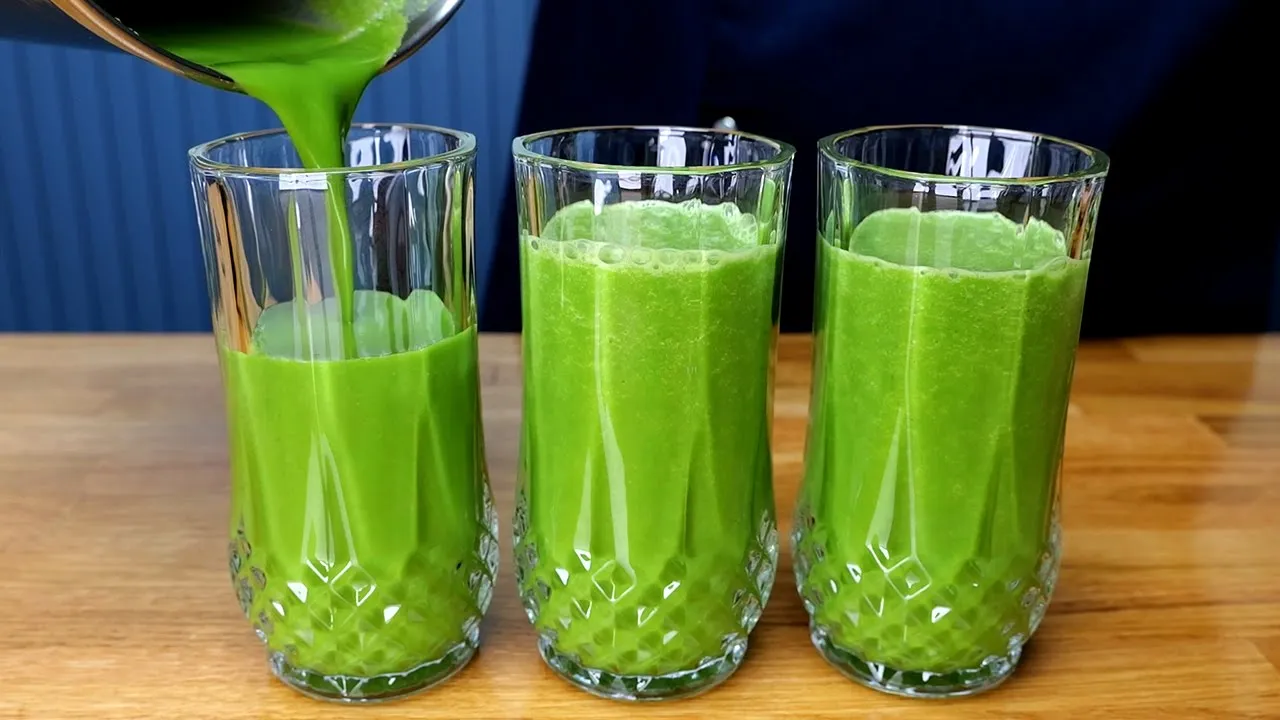 케일 양배추 주스