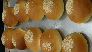 طريقه عمل العيش الكيزر في البيت بخطوات سهله وبسيطه مع الشيف محمد الحلواني 