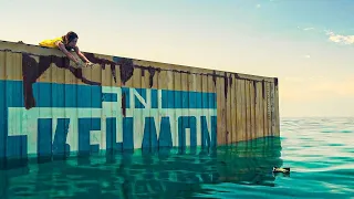 بنت حامل بتترمي في البحر لوحدها وبتبتدي تاكل في جسمها عشان تعيش 