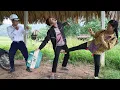 Download Lagu Kind-hearted Engineer and Single Mother Use Martial Arts to Fight Off a Reckless Thief | Ly Tieu Kim