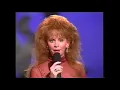 Does he love you - Reba McEntire Linda Davis live 1993