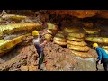 Download Lagu I found the treasure cave in the cliff while I was digging for crystals.