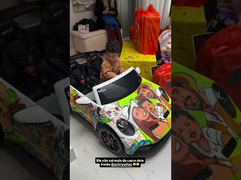 THALES JA TA BRINCANDO COM SEU CARRO NOVO !! #nathaliavalente