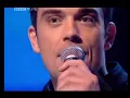 Download Lagu Robbie Williams Live 2004 - Misunderstood