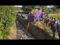 Lagu GREAT Job !! Dump truck unloading soil landfilling with Skill operator bulldozer pushing clean up