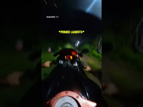 Escucho ala llorona andando en moto #motos
