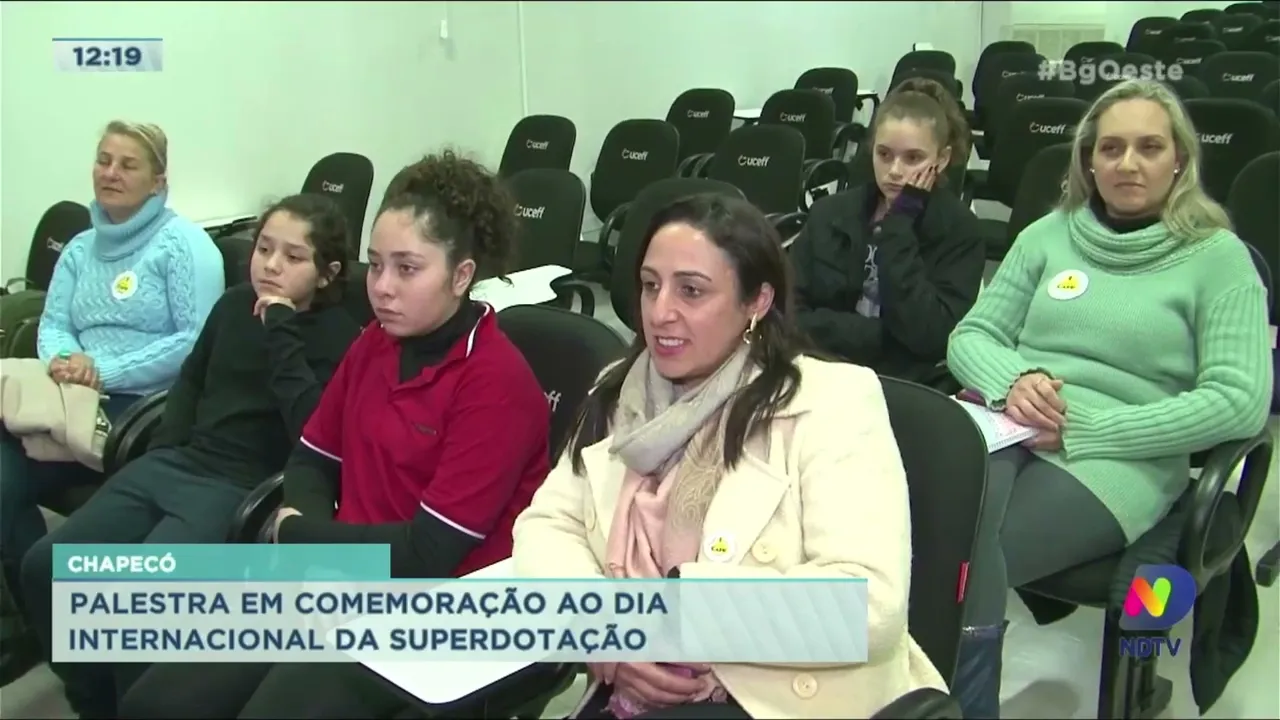 Palestra em comemoração ao Dia Internacional da Superdotação