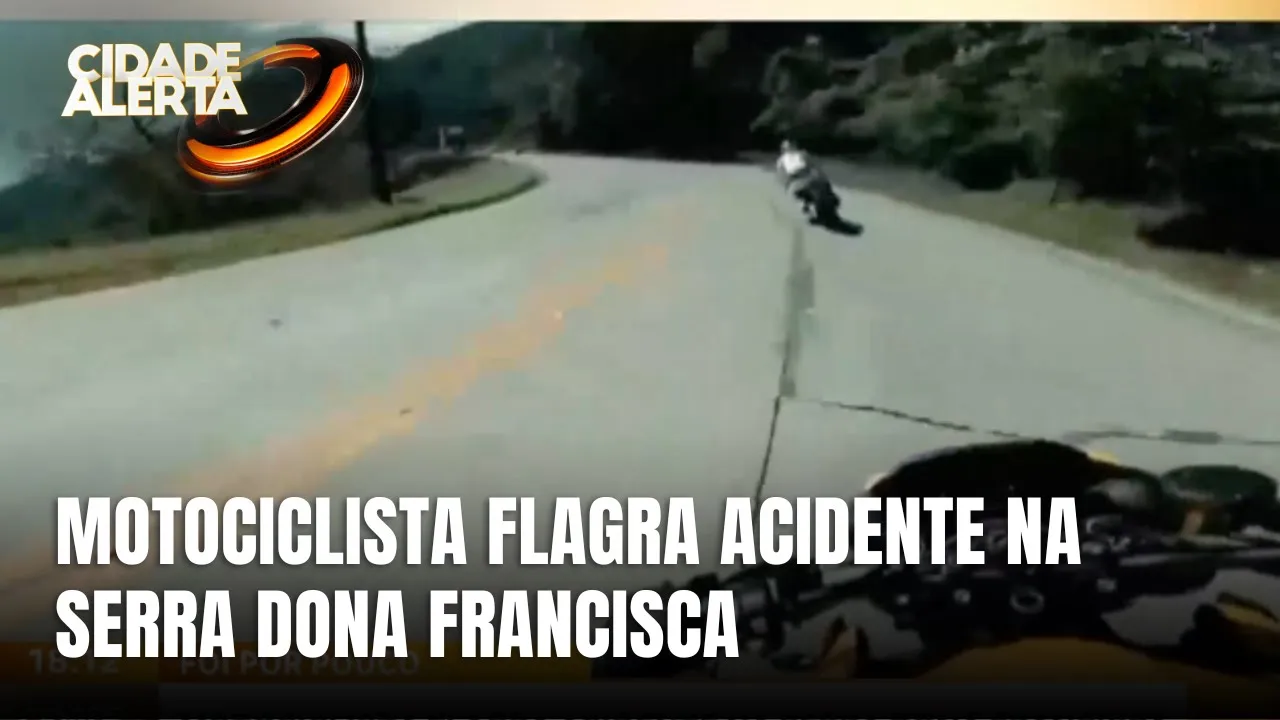 Motociclista perde o controle e quase é atropelado na Serra Dona Francisca