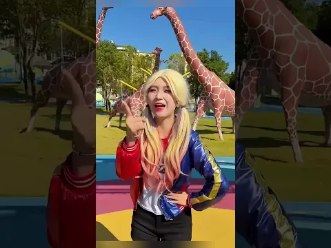 😂 دخل الحديقة بثقة… وانتهى به الأمر عالقًا مع حارسه! 😱🎢