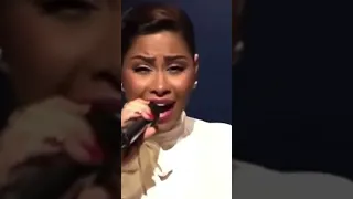 الكلام لو كان يعبر عالحنان كنت قولت اني بحبك من زمان شيرين على بالي من برنامج محبوبي أنا 