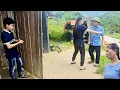 Download Lagu Mr. Huong visited and gave money to raise his son, but the boy's mother did not accept it