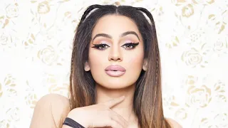 kenisha awasthi official is live