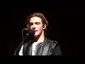 R5 - Shut Up And Let Me Go