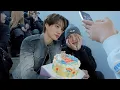 Download Lagu 2년 만의 음방 행복했어🤍 | KAI 카이 'Adult Swim' \u0026 'Wait On Me' 음악방송 대기실 비하인드