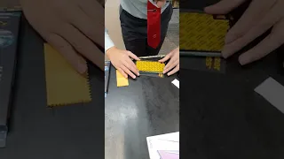 الطريقة الصحيحة لتركيب حامي شاشة الايفون من جرير 