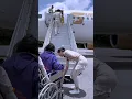 Download Lagu Pramugari Cantik Super Air Jet Bantu Penumpang Naik Ke Pesawat 🥰🥰💪💪
