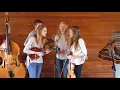 Download Lagu Sweet Beulah Land - The Petersens (LIVE)