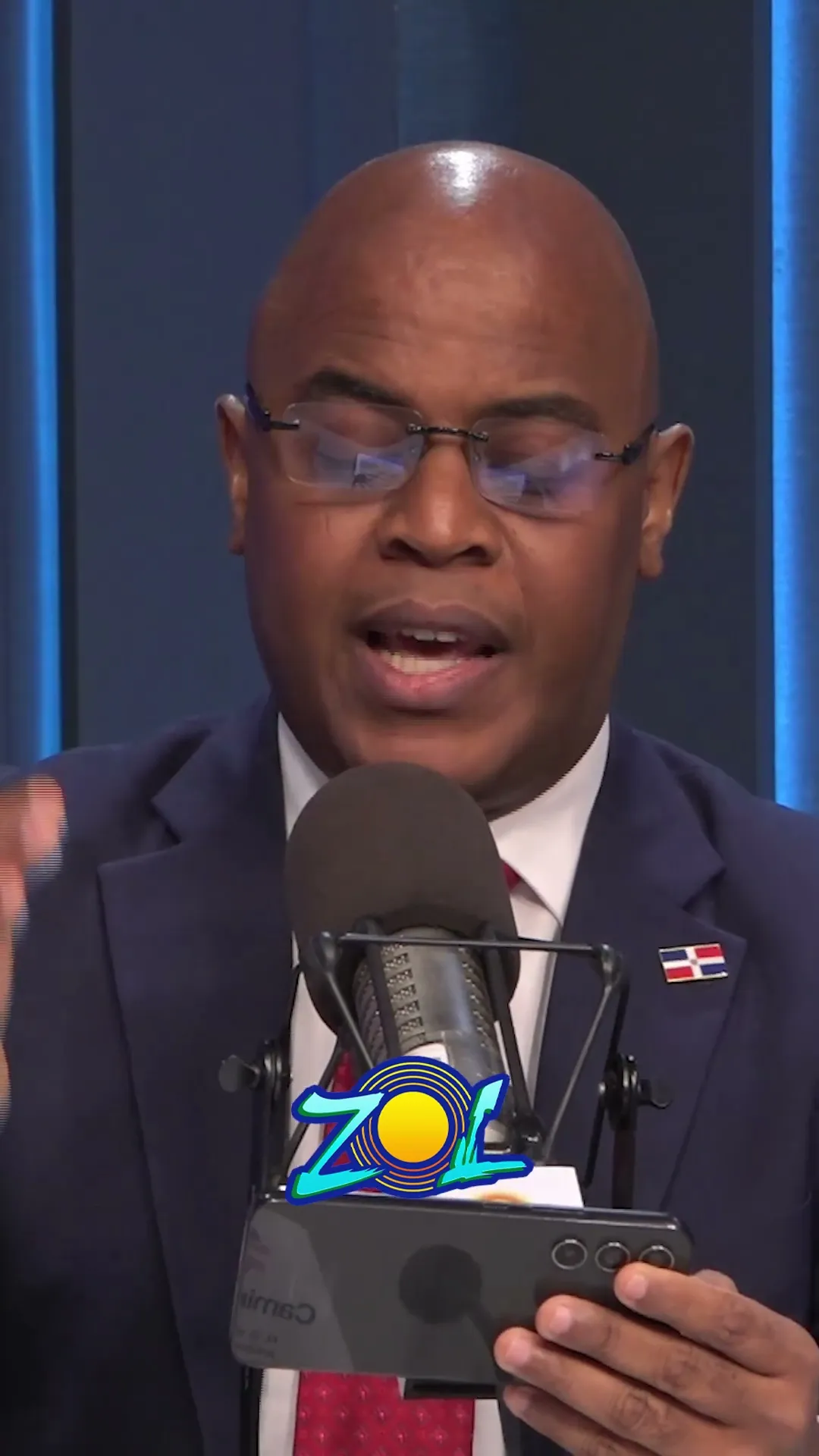 “SOLICITAMOS UNA REVISIÓN DE ESE ADEFESIO QUE NOS MANDARON”