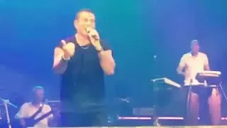 عمرو دياب يغني شوقنا بطريقة جديدة ورووووعة 